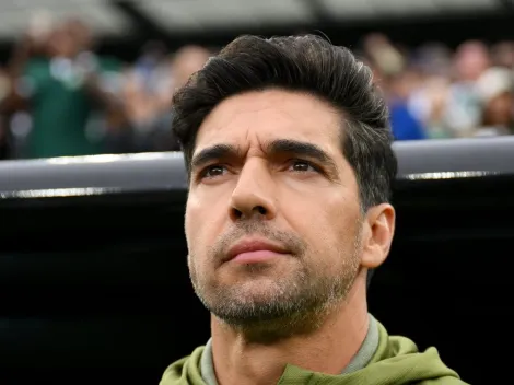 Abel muda escalação do Palmeiras e barra Raphael Veiga