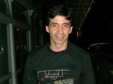 Mauro Galvão demonstra preocupação com estilo de jogo do Vasco