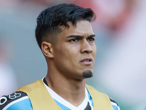 Arezo no Peñarol tem definição e torcida do Grêmio se divide