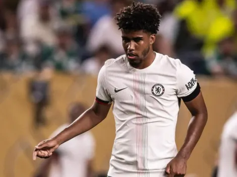 Andrey Santos comemora permanência de Coutinho no Vasco