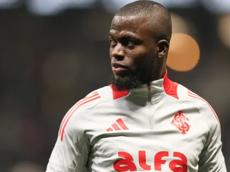 Torcida do Inter 'detona' Valencia após jogo-treino