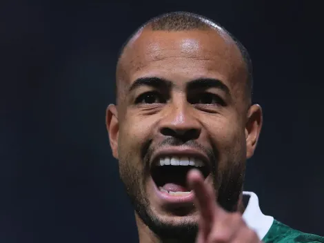 Mayke pede mais dinheiro e vinda ao Santos esfria