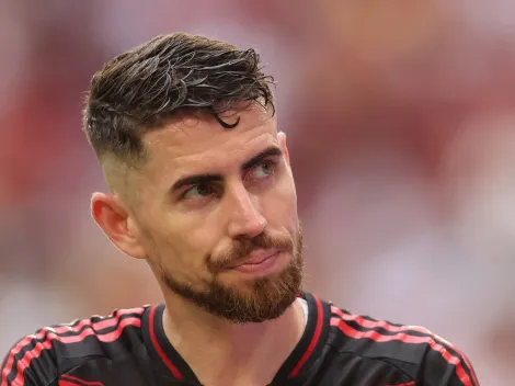 Jorginho reage após Pedro ser barrado por Filipe Luís