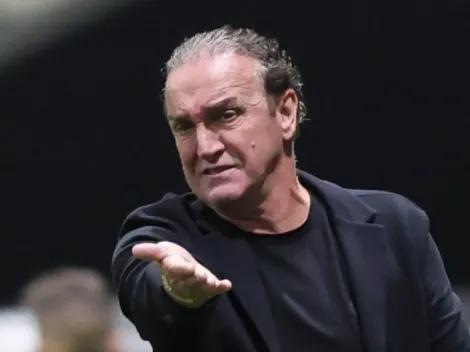 Cuca manda recado direto ao elenco do Galo: "Cabeça no lugar"