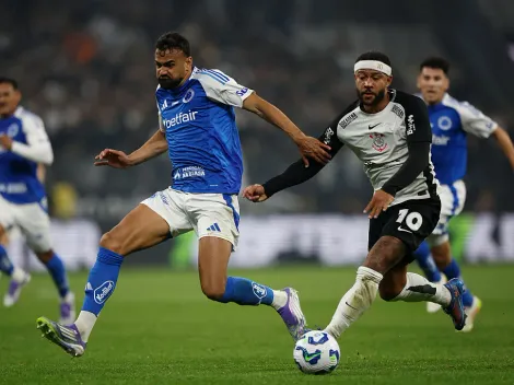 Torcedores de Corinthians e Cruzeiro se irritam com empate sem gols na Neo Química Arena