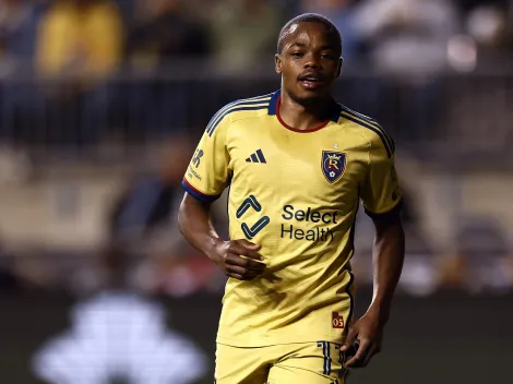 Negociação avança e Vasco deve anunciar atacante colombiano Andrés Gómez, que atua no futebol francês