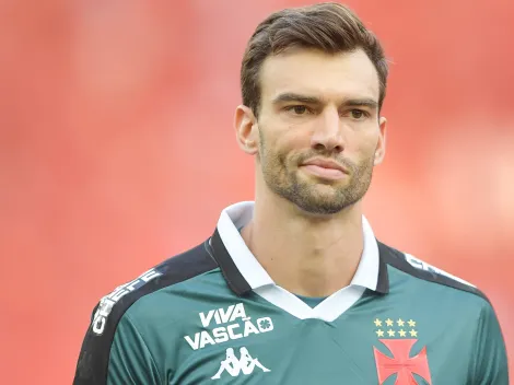Léo Jardim, do Vasco, tem histórico discreto de expulsões