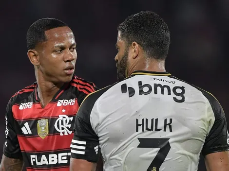 Hulk reclama de Wallace Yan para Filipe Luís após apito final no Maracanã