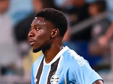 Amuzu pode deixar o Grêmio rumo ao Anderlecht ou Al-Riyadh