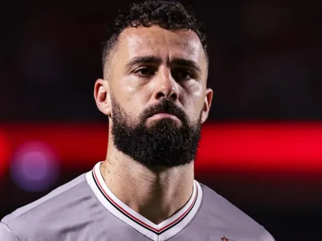 Jandrei é vilão em eliminação em Athletico-PR x São Paulo