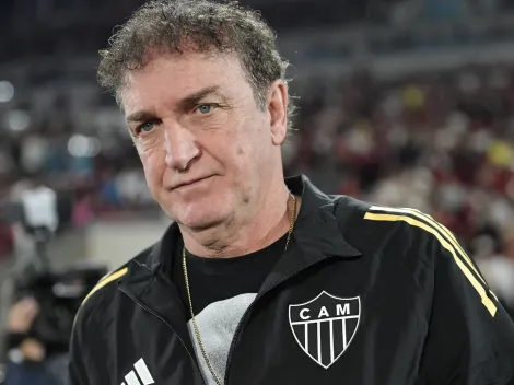 Cuca indica time alternativo para Vasco x Atlético-MG