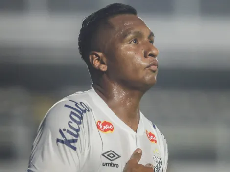 Torcida do Santos aprova retorno de Alfredo Morelos