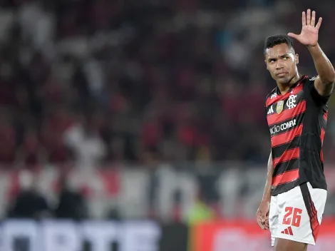 Alex Sandro acumula lesões e ausências no Flamengo