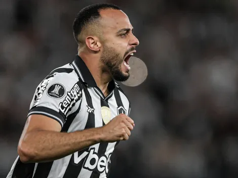 Arthur Cabral ganha destaque por parte da torcida do Botafogo: “Baita camisa 9”