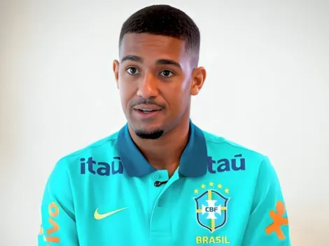 Samuel Lino, do Flamengo, comemora estreia pela seleção brasileira