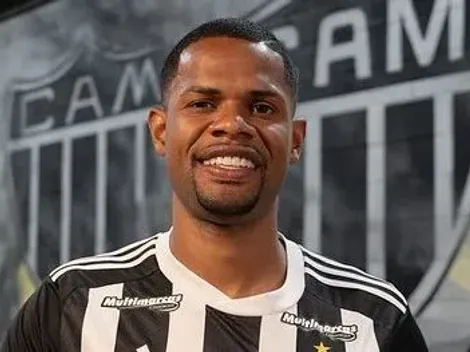 Júnior Santos recusa proposta dos Emirados Árabes para ficar no Atlético