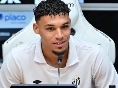 Victor Hugo fala sobre estreia no Santos e revela conversa com Vojvoda