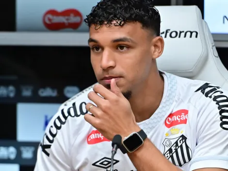 Santos conta com versatilidade de Victor Hugo, que pode substituir Neymar ou Rollheiser