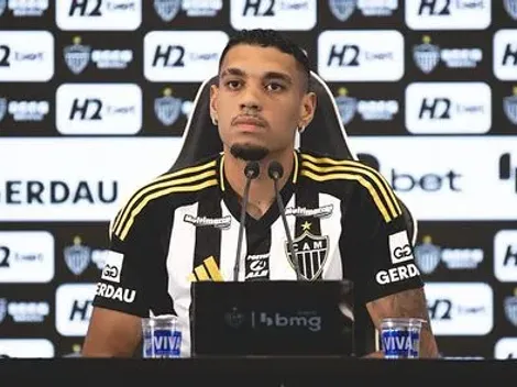 Tressoldi destaca força do elenco do Galo e elogia Sampaoli