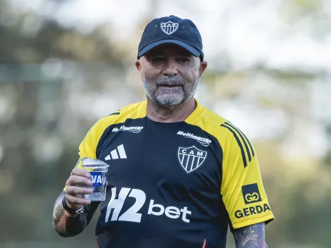Sampaoli estreia em clássico e com tabu para quebrar