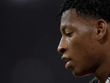 Gonzalo Plata não se apresenta no Flamengo e ganha folga