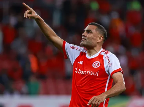 Mercado e Tabata são relacionados pelo Internacional contra o Palmeiras