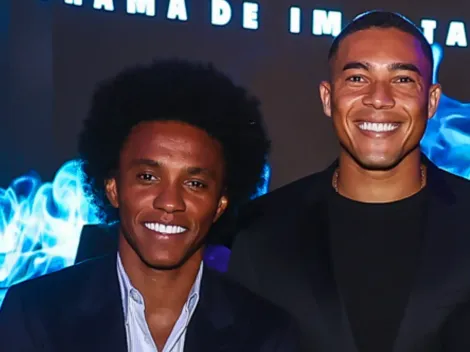 Willian e Carlos Vinícius reeditam parceria pelo Grêmio