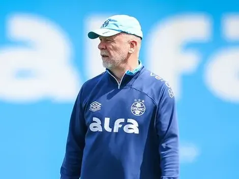 Mano Menezes mexe na escalação e aposta em novidades no Gre-Nal