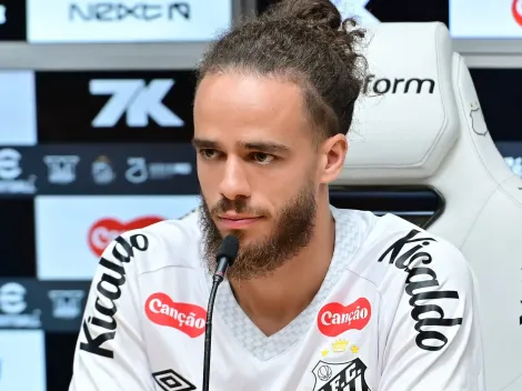 Billal Brahimi afirma que já está pronto para estreia no Santos