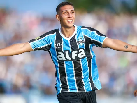 Mano Menezes descarta retorno imediato de Monsalve