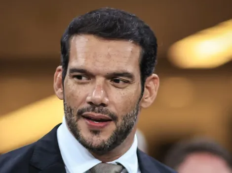 Samir Xaud, presidente da CBF, está preocupado com erros da arbitragem