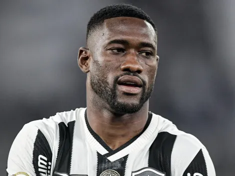 Bastos só retorna em 2026 após ter lesão agravada no Botafogo