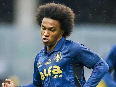 Willian avança em recuperação de lesão no Grêmio