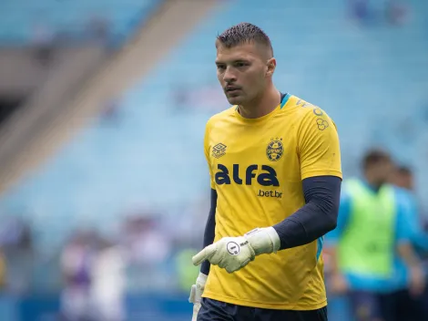Gabriel Grando erra ‘lençol’ e quase entrega gol pro São Paulo