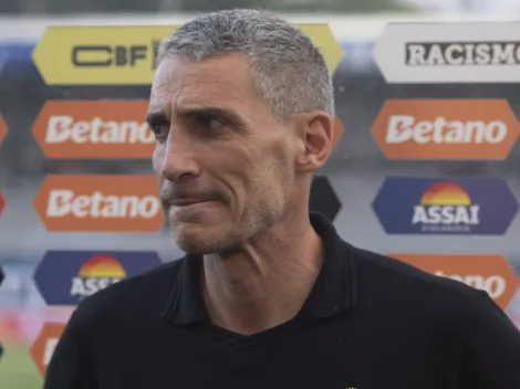 Vojvoda não fica convencido com Tiquinho e quer novo centroavante