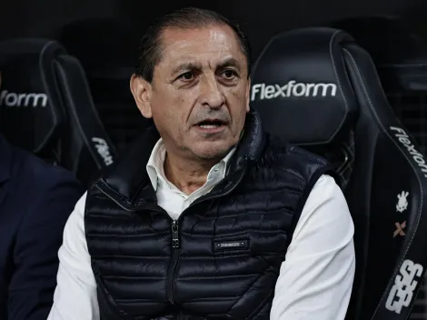 Ramón Díaz muda e volta aos três volantes no Inter