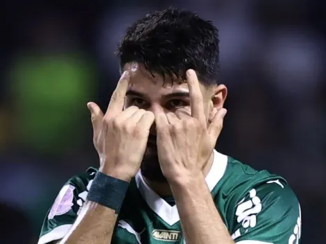 Flaco López tem três vezes mais gols que Pedro na Libertadores