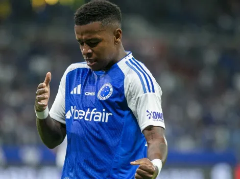 Keny Arroyo vira titular no Cruzeiro após novas lesões