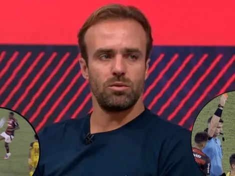 Roger Flores questiona arbitragem após expulsão de Evertton Araújo