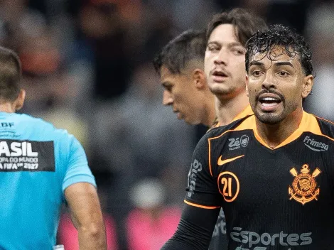 PC Oliveira concorda com não expulsão de Bidu em Corinthians x Grêmio