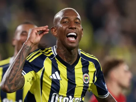 Grêmio observa, mas Flamengo avança por Talisca