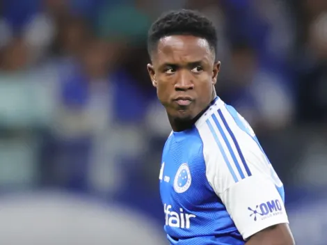 Leonardo Jardim comenta disputa entre Sinisterra e Arroyo