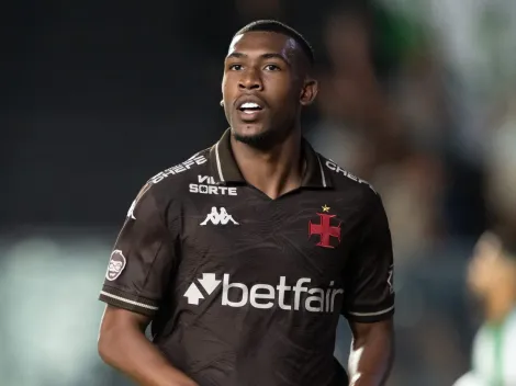 Rayan marca e mantém boa fase com a camisa do Vasco