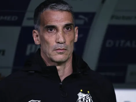 Vojvoda usará linha de 5 na defesa com Arão para frear Flamengo