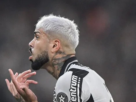 Alexander Barboza quer permanecer no Glorioso