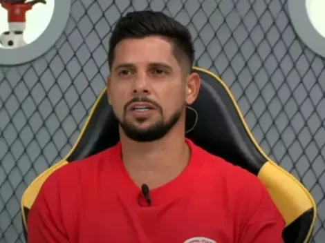 Sem medo, Cicinho aponta vencedor em Santos x Palmeiras