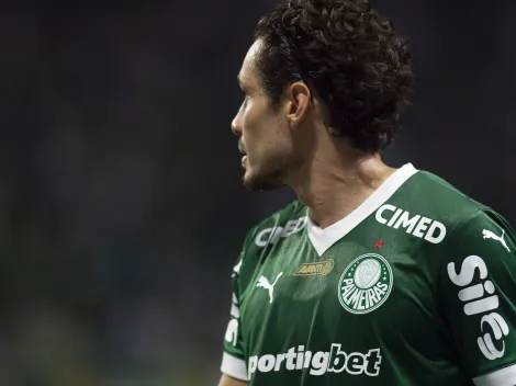 Veiga volta ao topo no Palmeiras e vira esperança no clássico