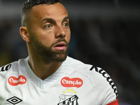 Em má fase no Santos, Guilherme responde críticas da torcida