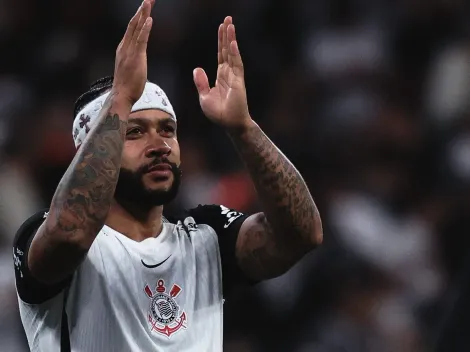 Depay marca golaço e decide vitória do Corinthians no clássico