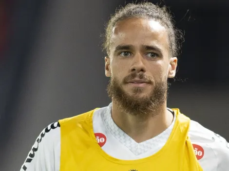 Vojvoda não relaciona Billal Brahimi para Internacional e Santos